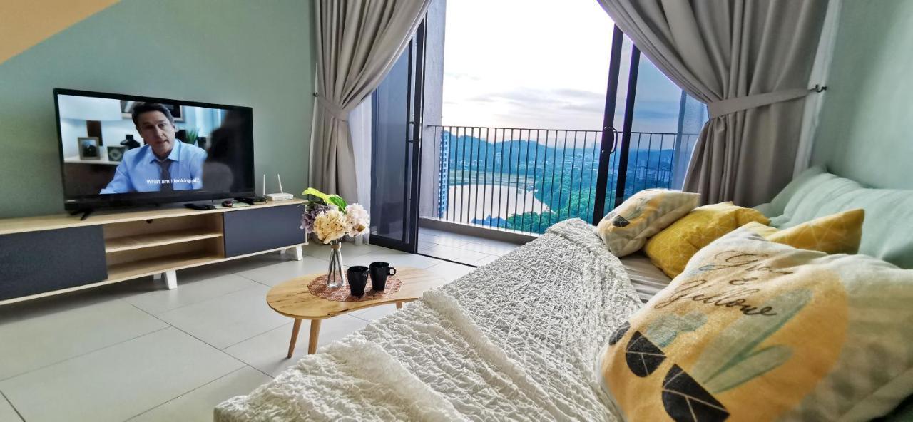 Astetica Pool & Lake View High Floor 100Mbps Wifi Netflix Сери-Кембанган Экстерьер фото